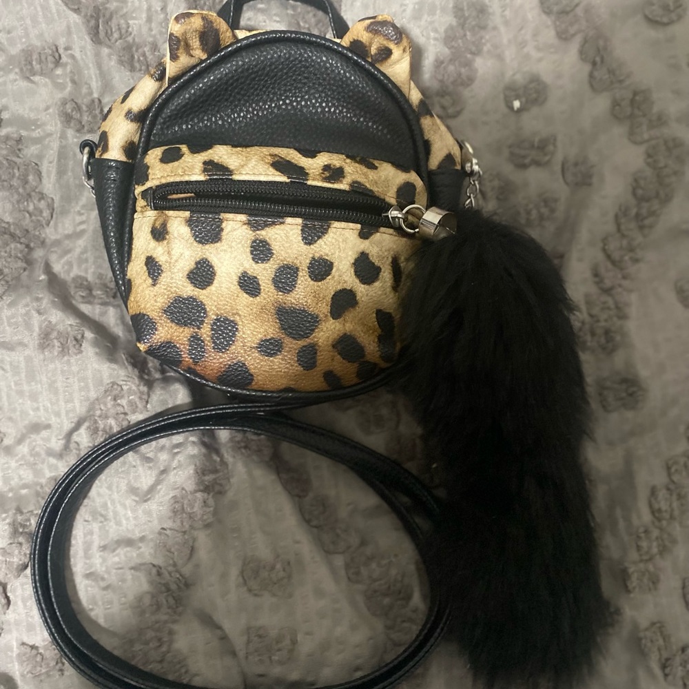 Little girls leopard print pocketbook